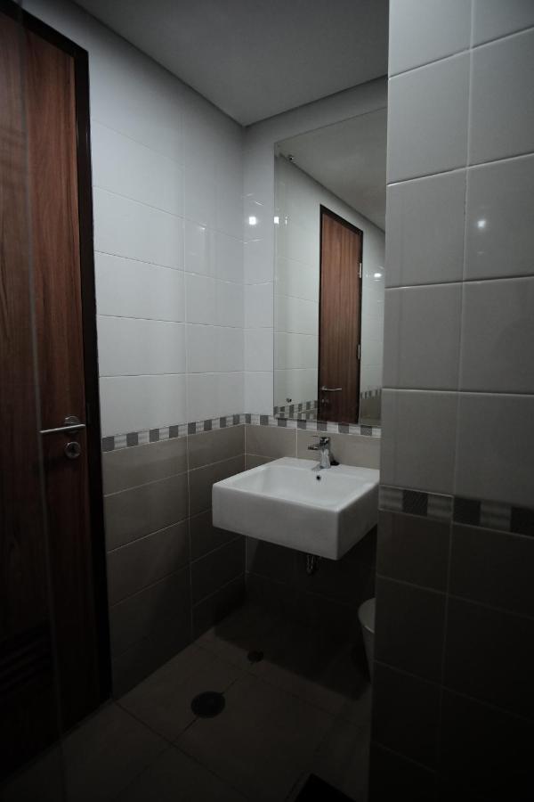 2 Bedrooms - Royal Olive Apartment - Pejaten South Of Jakarta Bagian luar foto